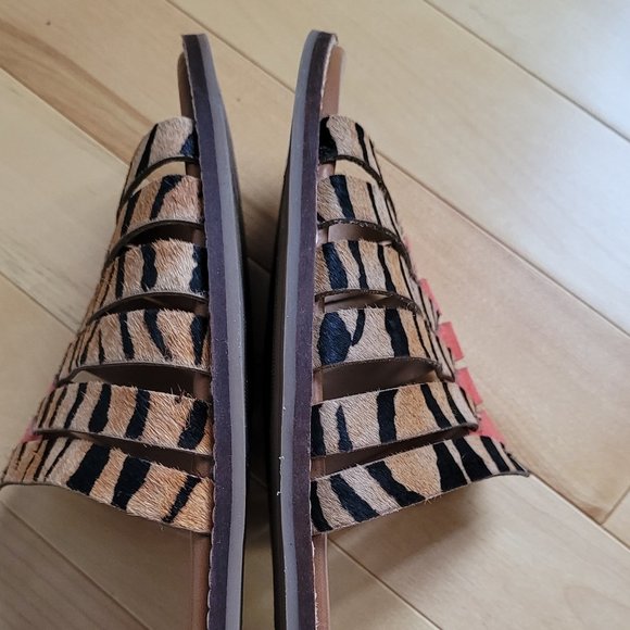 Sandals - Picture 5 of 7